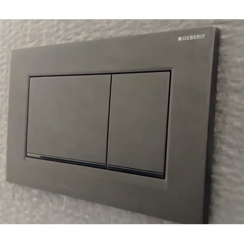Смывная клавиша Geberit Sigma 30 115.883.16.1 черная матовая (не оставляет отпечатков пальцев) Смывная клавиша Geberit Sigma 30 115.883.16.1 черная матовая (не оставляет отпечатков пальцев)
